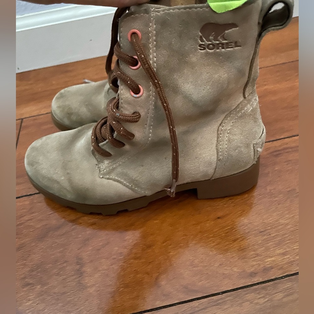 Brown sorel boots lace up kids